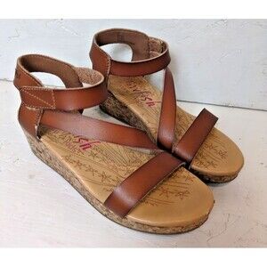 Blowfish Malibu Kids 3 Ankle Strap Sandal Wedge Hook & Loop Brown